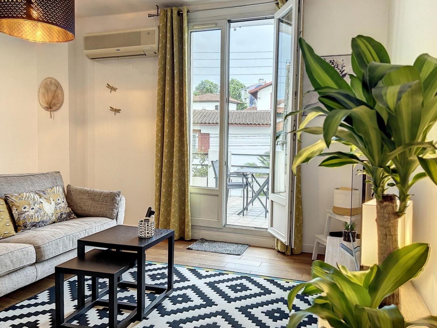 Appartement De Charme Erdizka Classe 3 Etoiles 巴约讷 外观 照片