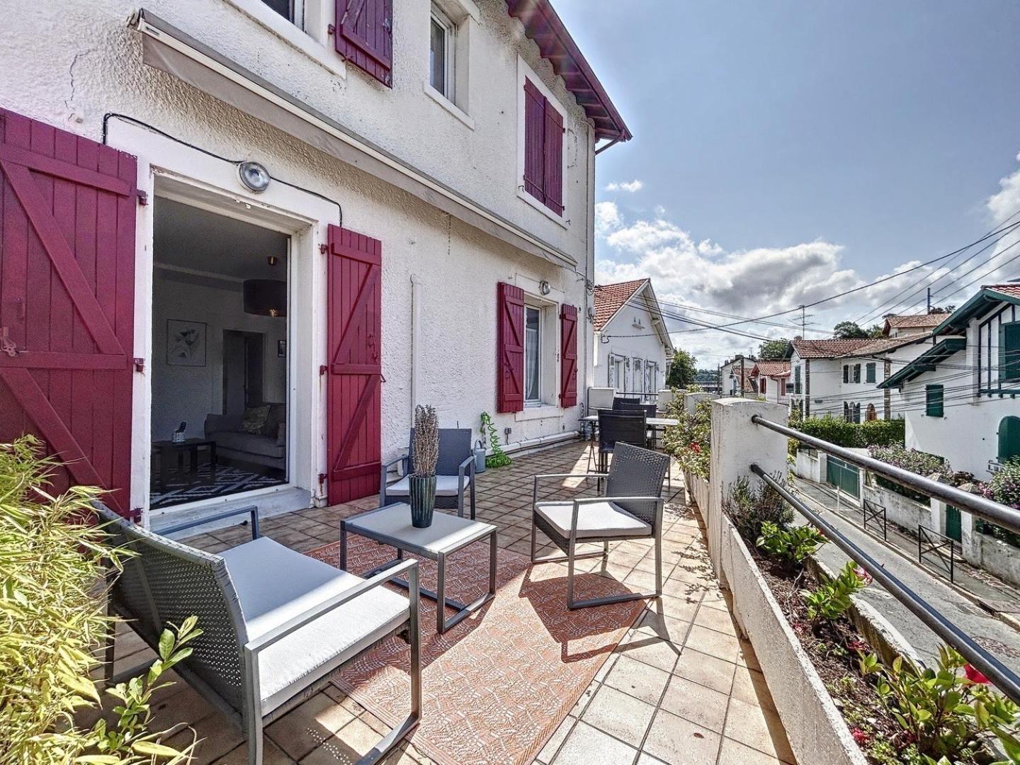 Appartement De Charme Erdizka Classe 3 Etoiles 巴约讷 外观 照片